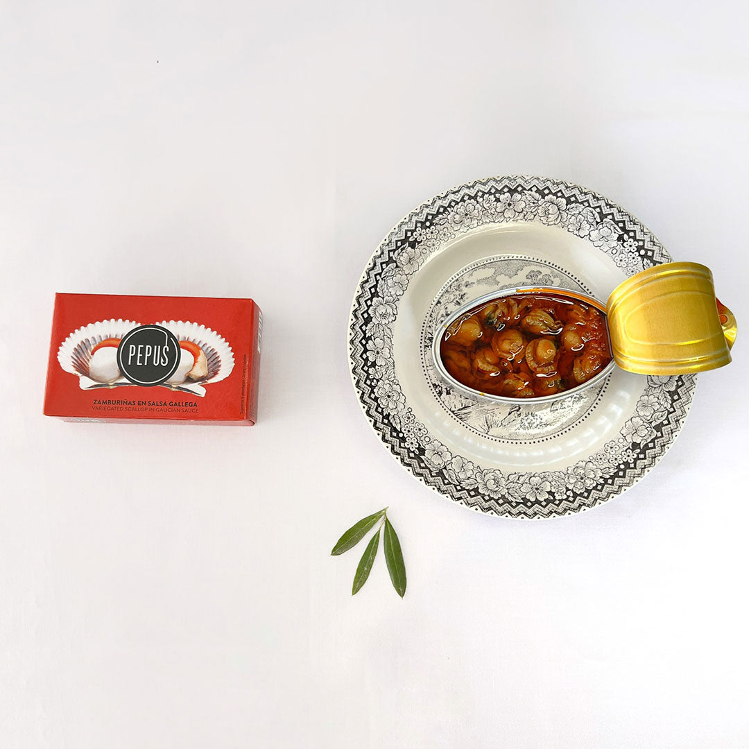 Zamburiñas en sauce galicienne