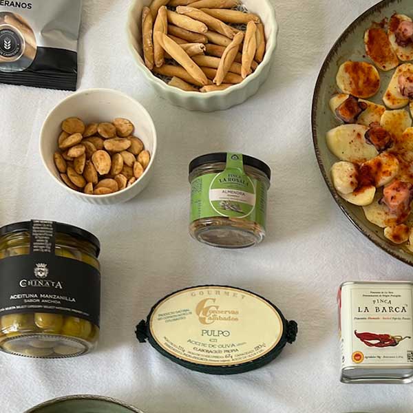 Comment manger des amandes au romarin ? 9 idées apéro + accords vin et fromage