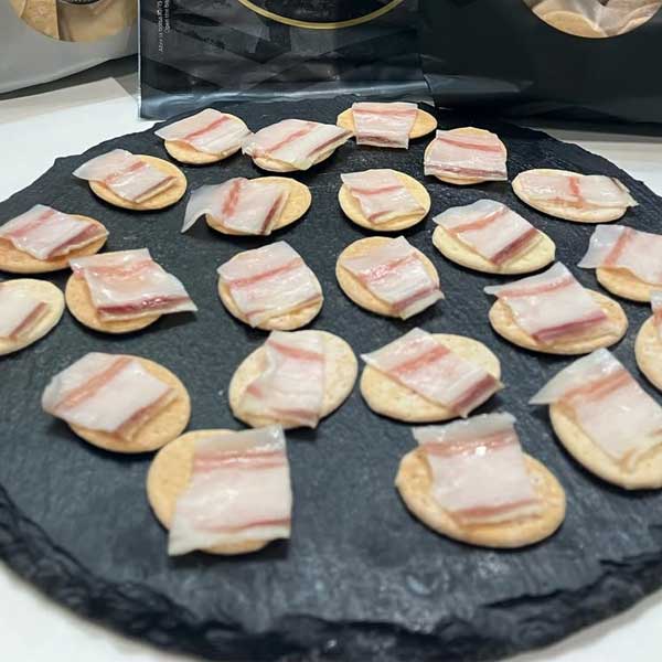 Cucharas de pan: qué son y por qué son perfectas para canapés y aperitivos